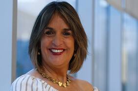 Renuncia seremi de la Mujer del Maule: fue denunciada por hurtar bolso con dinero en restaurante y fiscalía la va a formalizar