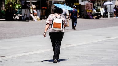 Hasta 35° este sábado: Avisan sobre altas temperaturas en Coquimbo, Valparaíso y la RM