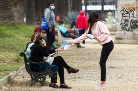 Presidenciables en cuarentena, campañas cuesta arriba