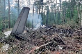 Hallan las cajas negras del avión de Angara Airlines siniestrado en el este de Rusia