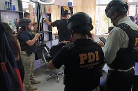 PDI realiza fiscalizaciones a extranjeros en locales del centro de Valparaíso