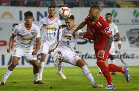 Cobreloa es humillado por Ñublense e iguala la peor derrota de su historia