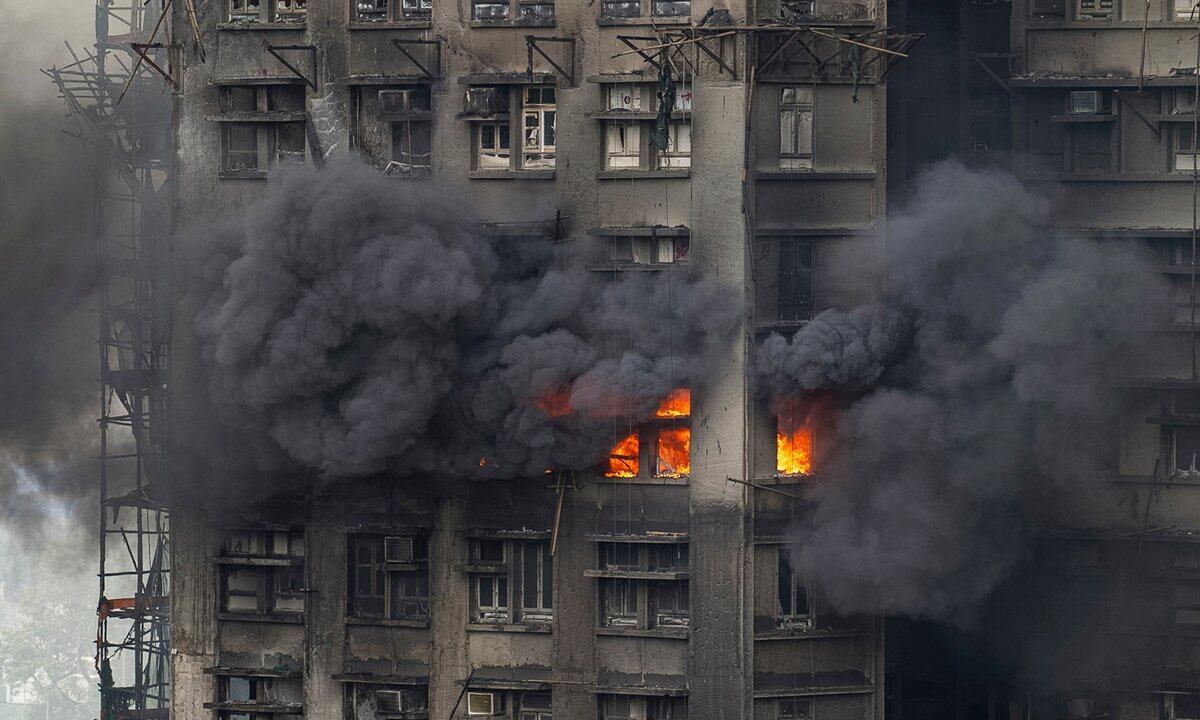 Informe apunta a una colilla de cigarrillo como origen del incendio que dejó 168 muertos en complejo residencial de Hong Kong