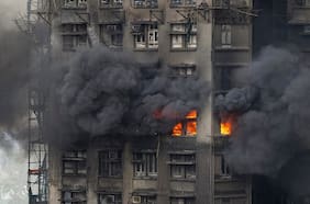 Informe apunta a una colilla de cigarrillo como origen del incendio que dejó 168 muertos en Hong Kong