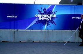 Emprendedor no vidente crea un bastón inteligente para “Navegar” por la ciudad