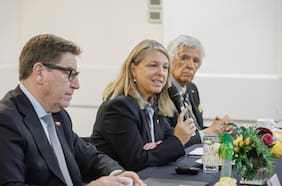 Gobierno crea primera mesa de empresarios del turismo: buscan activar nueva ola de inversión