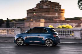 Fiat premiará con criptomonedas la eficiencia al volante del 500e