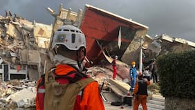 Venezuela eleva a 1.450 los fallecidos tras terremotos: reportan más de 3 mil heridos y 12 mil damnificados