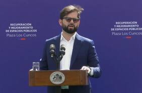 Presidente Boric arremete contra los matinales por no transmitir en vivo inauguración de una plaza en Renca