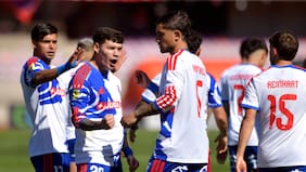 Reñida pelea por ser el Chile 2: la U hace los deberes en La Serena y no se despega de la UC
