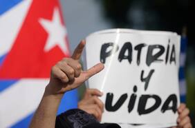 Columna de José Miguel Vivanco: Cuba responde a manifestaciones históricas con represión y censura