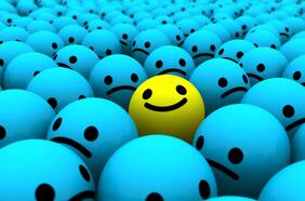 Felicidad “a la chilena”: Estudio muestra la subjetividad de la gente ante anhelada meta