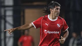 En Chile no pasa: futbolista argentino fue a buscar a un periodista a la radio, porque no compartió su comentario