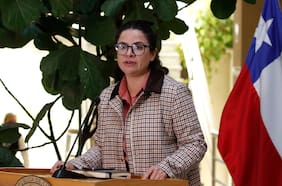 Orellana sostiene que Kast rompió su “techo” electoral “cuando dejó de hablar en contra de los derechos de las mujeres”