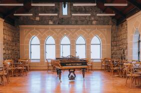 Café Tudor: la cafetería que abrió en la cumbre del cerro San Cristóbal y con increíbles vistas