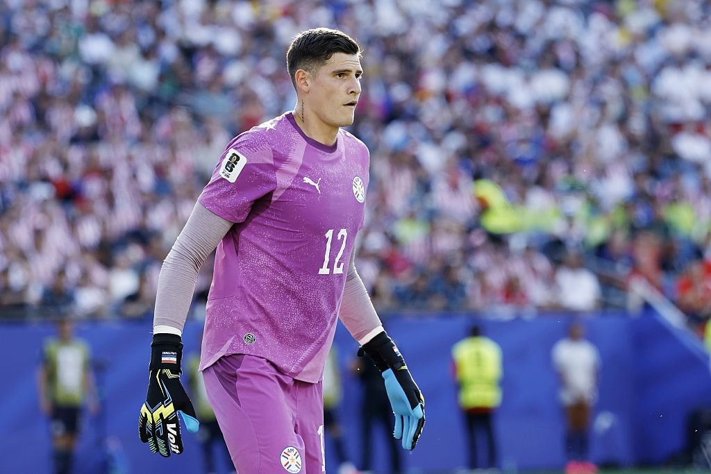 La emotiva dedicatoria del portero paraguayo y el regalo del presidente Peña tras eliminar a Alemania del Mundial