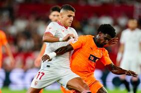 Sevilla cae ante Valencia en el arranque de la liga española