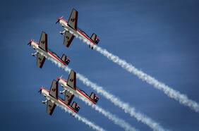 Fidae 2024: con impresionantes vuelos acrobáticos regresa la gran feria aeroespacial