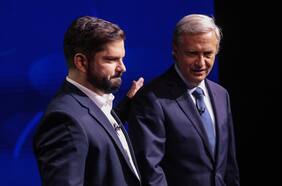 Comandos de Boric y Kast califican como “contundente” y “sólido” el desempeño de sus abanderados en debate y se refieren a episodio por test de drogas