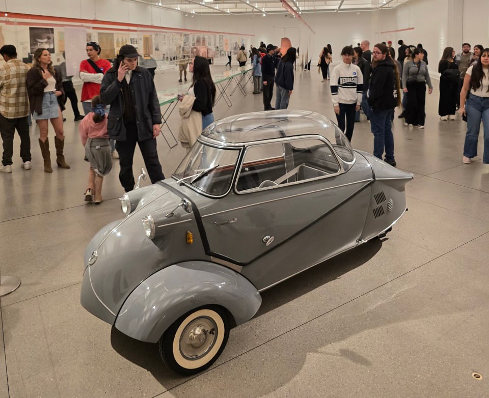 Arquitectura Frágil: Descubre la Exposición que Revela las Inspiraciones de Smiljan Radic