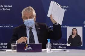 Paris defiende a Mañalich por manejo de cifras de fallecidos Covid: “Estoy seguro que no ocultó ninguna información, nunca”