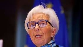 BCE mantiene tasas de interés y Lagarde afirma que la inflación está bien encaminada