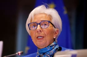 BCE mantiene las tasas de interés y Lagarde afirma que la inflación está bien encaminada