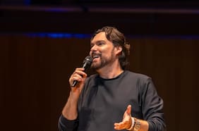 Ejecutivos del Festival de Viña se reúnen con George Harris: comediante acusa amenazas de muerte y dice estar “angustiado”