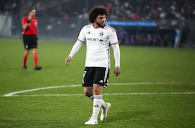 Representante de Falcón cierra la puerta a la salida del zaguero: “Habló con Almirón y se queda en Colo Colo”