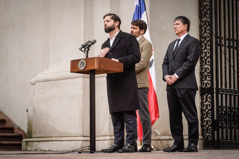 PRESIDENTE GABRIEL BORIC SE REFIERE A PROLONGADO CORTE DE LUZ