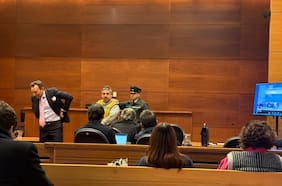 Tras cuatro meses en prisión, ex mano derecha de Joaquín Lavín León queda con arresto domiciliario total