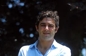 El reseñista como cartógrafo: Ignacio Echeverría escribe sobre Juan Manuel Vial