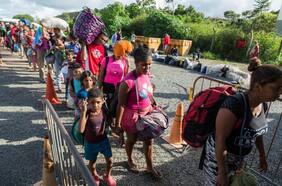 Organismos vinculados con la migración alertan de aumento del flujo de venezolanos cruzando a Colombia y Brasil