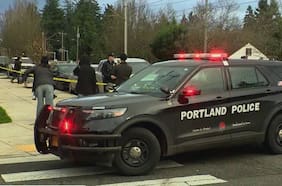 EE.UU.: oficiales federales de inmigración disparan y hieren a dos personas en Portland