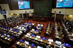 Proyecto de alivio tributario a Pymes queda listo para ser ley, pero bonos se retrasan tras nueva indicación