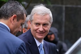 Kast retrocede en nominación de ministros y rediseña su gabinete tras críticas de partidos