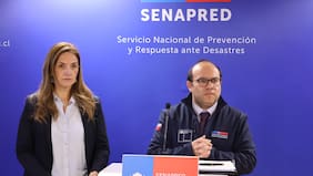 Sistema frontal: gobierno reporta nueve viviendas y una escuela afectadas en Tomé y coordina evacuación preventiva en Talagante