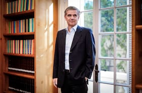 ¿Está comprando caro el Banco Central?: las dudas de Rodrigo Vergara sobre el programa de acumulación de reservas del emisor