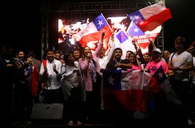 Rechazo a la refundación