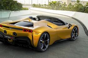 Zlatan Ibrahimovic: de ladrón de autos a regalarse un Ferrari SF90 Spider