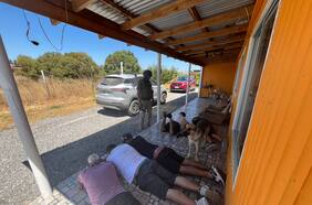 Detienen a cinco sujetos por robo de vehículos en la Región Metropolitana: dos eran prófugos de la justicia