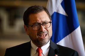Canciller enfrenta inédita interpelación en medio de fractura expuesta entre gobierno y oposición por política exterior