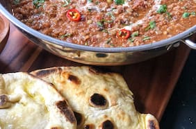 Dal Makhani y pan naan