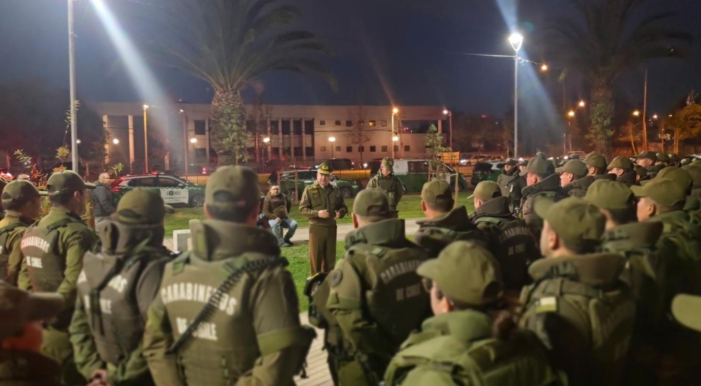 Plan "Seguridad en Movimiento" de Carabineros deja cerca de 500 detenidos en Santiago