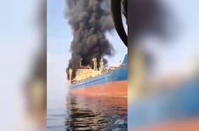 Irán ataca barco petrolero en el estrecho de Ormuz