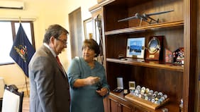 Delpiano se reúne con futuro ministro Barros y destaca: “La política de Defensa, por definición, es de Estado”