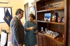 Delpiano se reúne con futuro ministro Barros y destaca: “La política de Defensa, por definición, es de Estado”