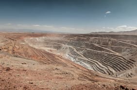 Día de proyectos en Codelco: SEA aprueba extender operación de Ministro Hales y estatal ingresa otro para Radomiro Tomic