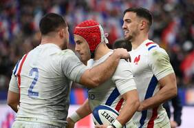 Francia derrota con propiedad a Italia en el Seis Naciones