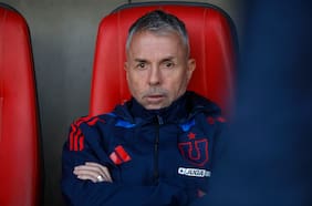 Gustavo Álvarez explica la lesión de Lucas di Yorio y rememora el día que pidió a Eduardo Vargas para la U